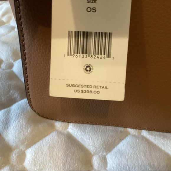 Tory Burch NWT camel brown pebbled shoulder bag with gold hardware - Picture 3 of 16